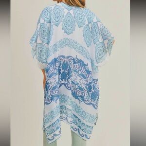 Boho and Paisley Print Kimono Turquoise Blue and White Coverup NWT